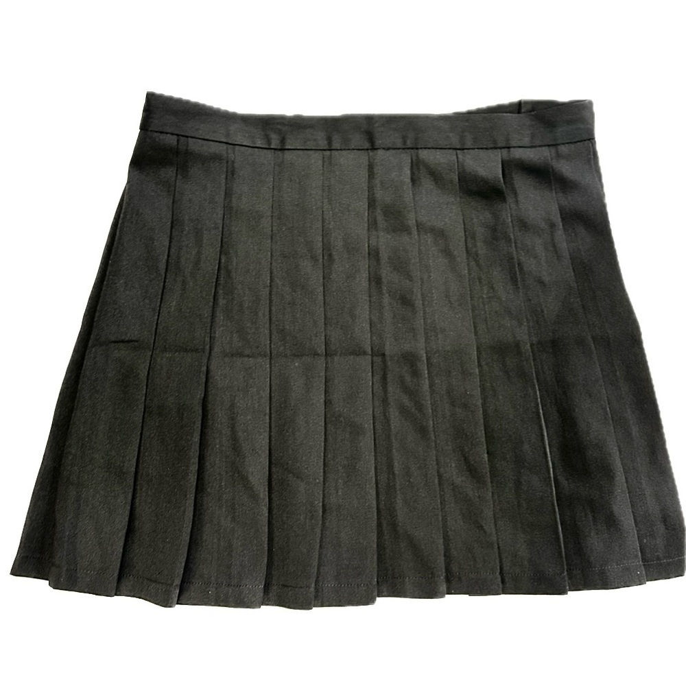 Classic Black Pleated Skirt